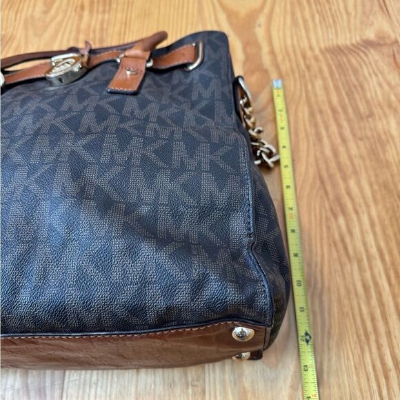 Michael Kors Hamilton Monogram Lock Gold Chain Bag Signature Large Satchel Purse - Picture 7 of 16